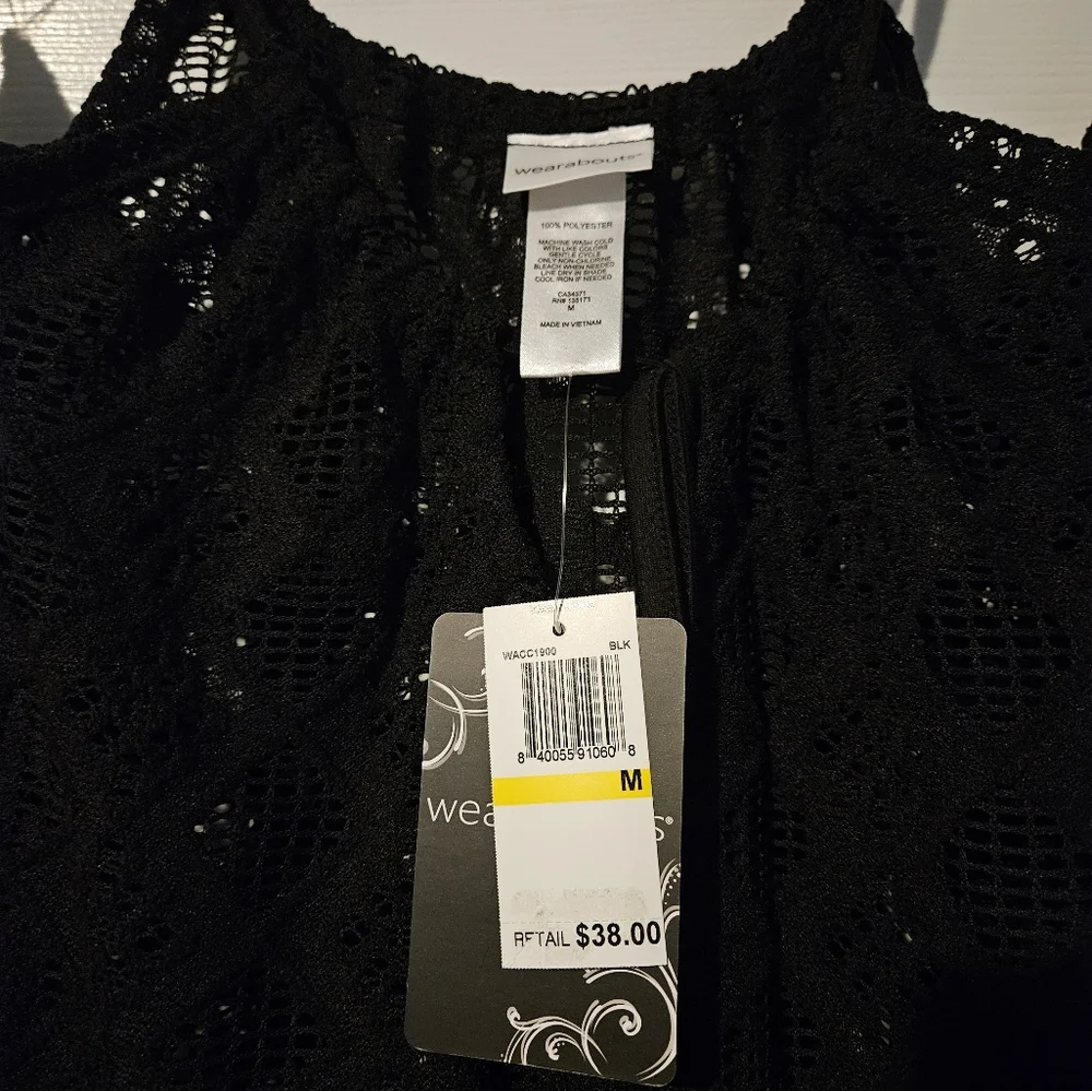 Beach Cover-Up NWT, Size Medium, Black Cold Shoulder
